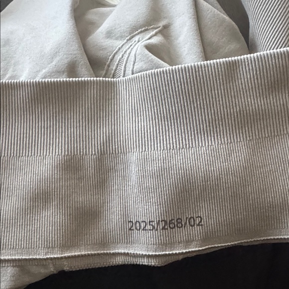 OA Effortless Seamless Shorts size S - Picture 5 of 6